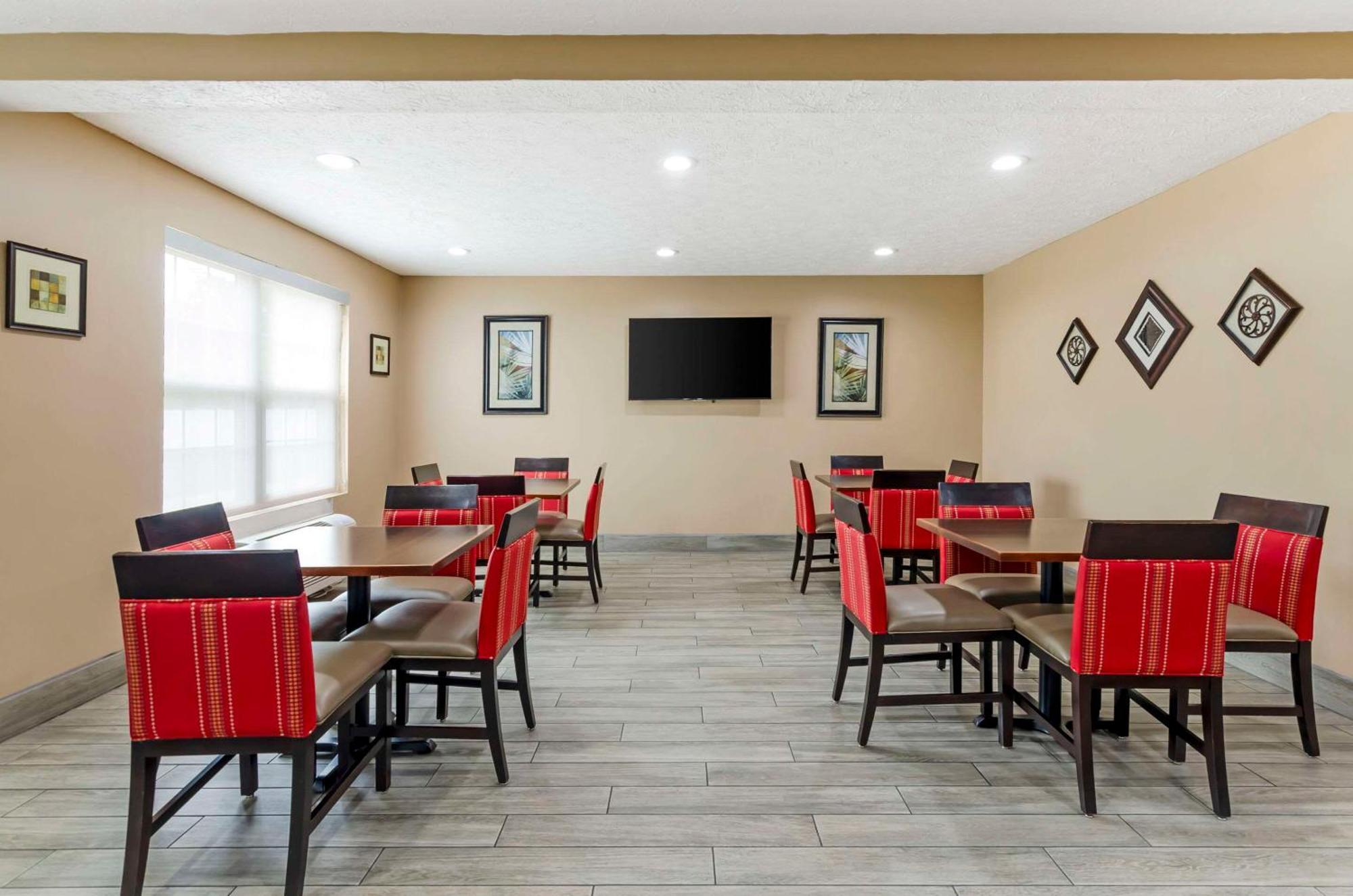Comfort Inn Wytheville - Fort Chiswell Max Meadows Екстериор снимка